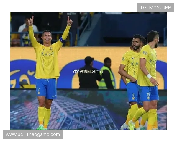 足球明星戴的帽子究竟叫什么名字它的由来与时尚趋势解析